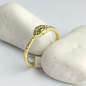 Emerald Gemstone 14k Gold Snake Ring Serpent Size 9 🆕